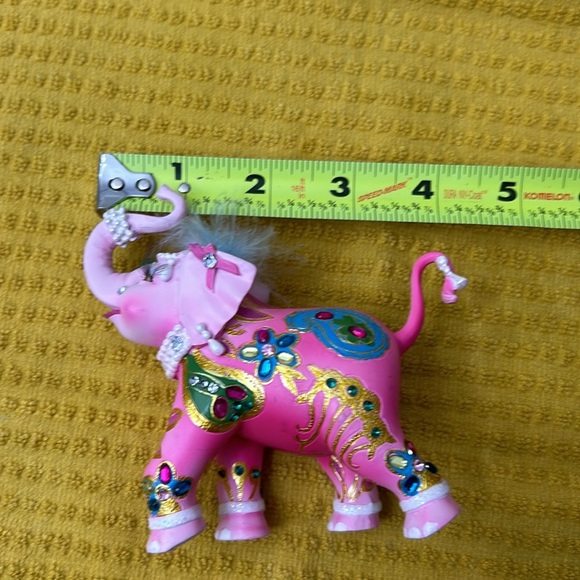 Margaret Le Van Pink Elephant. Reach High For Hope. Limited. - Picture 10 of 11